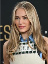 Culori pentru păr blond 2026: Starlet blonde