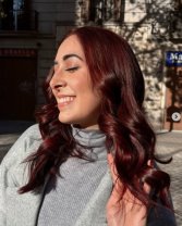 Culori pentru păr roșcat 2026: Cherry Cola
