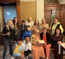 Camelia Mitoșeru, întâlnire de gradul zero cu viitoarea cuscră. O imagine cât o mie de cuvinte care arată care este relația lor. Camelia Mitoșeru a mers în Italia la cuscra ei