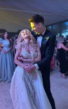Andreea Bălan și Victor Cornea au avut parte de o nuntă ca-n povești. Cât a costat marele eveniment. Mireasa a purtat bijuterii de 200 de mii de euro