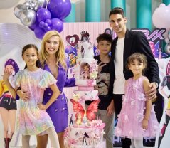 Cum arată fiul lui Victor Cornea. Luca nu a fost prezent la nunta tatălui său cu Andreea Bălan. Băiețelul se înțelege bine cu fetițele artistei