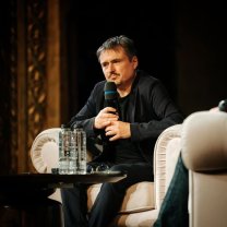Drama neștiută din familia marelui Cristian Mungiu, de două ori câștigător al premiului Palme d'Or. „Asta a făcut praf familia”. A lansat volumul despre bunica sa la Iași