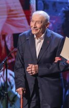 Victor Rebengiuc, apariție de senzație la 93 de ani pe scena Teatrului Odeon. A primit Omagiul UNITER pentru o carieră strălucită și longevivă. A susținut un discurs emoționant