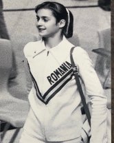 Nadia Comăneci a îmbrăcat din nou costumul de gimnastică la 64 de ani și s-a postat pe Facebook