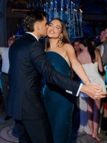 Moment special în familia Hagi! Ianis și Elena au organizat o petrecere de poveste pentru moțul fiului lor, Giorgios. Printre invitați s-au numărat nume grele din fotbal