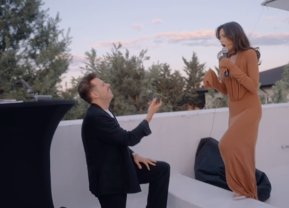 După 11 ani de iubire, a spus „DA”! Bogdan Medvedi a cerut-o în căsătorie pe Oana Zara chiar de ziua ei. Artistul avea inelul pregătit de jumătate de an