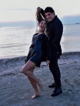Tavi Colen, declarație publică de iubire pentru Emma de la Radio Zu. „E venită din altă Galaxie ca să-mi lumineze mie viața”. Cei doi nu pun preț pe diferența de vârstă