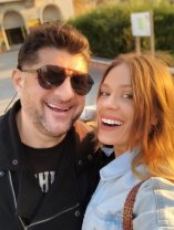 Tavi Colen, declarație publică de iubire pentru Emma de la Radio Zu. „E venită din altă Galaxie ca să-mi lumineze mie viața”. Sunt împreună de aproape 20 de ani