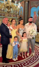 Laurentiu Reghecampf și Corina Caciuc și-au botezat fiul cel mic. Landon Abram are deja doi ani. La botez au participat nașii și prietenii apropiați