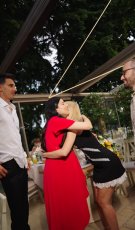 Andreea Bălan sfidează timpul la 42 de ani! Artista a atras toate privirile la petrecerea aniversară. A organizat o petrecere în avans