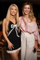 Andreea Bălan sfidează timpul la 42 de ani! Artista a atras toate privirile la petrecerea aniversară. Raluca Tănase de la Bambi s-a numărat printre invitați
