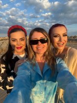 Ce familie numeroasă are Elena Gheorghe! Artista a adunat la aceeași masă toate generațiile. Sora ei Ana a fost prezentă cu soțul și copiii