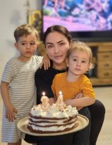 Cum arată vila de lux în care Laurențiu Reghecampf și Corina Caciuc își cresc cei doi copii, Liam și Landon