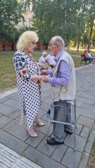 O imagine cât o mie de cuvinte! Corina Chiriac, alături de omul care i-a schimbat viața, după mai bine de 54 de ani. Bărbatul are 95 de ani