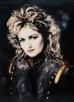 Povestea impresionantă de viață a lui Bonnie Tyler. A iubit același bărbat jumătate de secol, dar nu a putut deveni mamă. Numele său real a fost Gaynor Hopkins