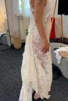 Răileanu s-a căsătorit religios în mare secret. Ce rochie de mireasă aparte a ales. A optat pentru o ținută îndrăzneață