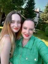 A împlinit 71 de ani dar nu-i dai o secundă vârsta asta! Maria Dragomiroiu a radiat de ziua ei, înconjurată de cei dragi. „Mulțumesc Lui Dumnezeu”. Și-a petrecut ziua de naștere în familie