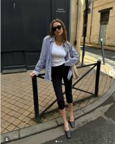 Pantaloni capri: sporty chic