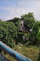 Cum arată acum casa lui Gheorghe Dincă. Locuința a ajuns o ruină, la 7 ani de la dispariția Alexandrei Măceșanu și a Luizei Melencu. Bărbatul le-ar fi ucis pe cele două tinere în locuința sa