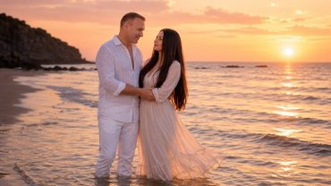 Alin Oprea, gest de iubire de neegalat pentru Medana, după 7 ani de relație. „Tu mă înalți”, cadoul muzical care le celebrează povestea de dragoste. Acesta a compus o melodie pentru ea
