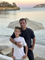 Daniel Buzdugan, mărturisire emoționantă despre călătoria spirituală începută alături de fiul său. „Tată și fiu, cu Hristos în inimă”. Credința ocupă un loc important în viața prezentatorului