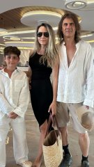 Ce mare a crescut fiul Octaviei Geamănu. „Are doar 9 ani și o copilărie în care s-au strecurat deja responsabilități”. Jurnalista a postat recent o imagine de familie
