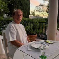 Andreea Esca, imagini rare cu mama soacră. Cu ce se ocupă părinții lui Andre Eram. Socrul ei este arhitect