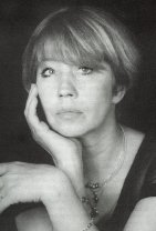 Totul despre Carmen Galin, actrița care a avut lumea filmului la picioare, dar a ales să plece. Retragerea ei a surprins România. A murit cu o zi înainte să împlinească 74 de ani