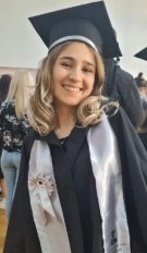 Cum arată acum singura nepoată a regretatului Dan Spătaru. Artistul a murit înainte să o poată ține în brațe. Tânăra vrea să devină medic