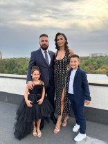 Fiul lui Cristian Piedone a aniversat 13 ani de căsnicie. Imagini rare cu nepoții lui, David și Antonia: „Am visat să ne fie fericiți copiii”. Nași la nunta lor au fost Andra și Cătălin Măruță