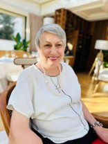 Cum arată mama Danei Săvuică la 80 de ani. „O adevărată soție de ambasador”. Este căsătorită cu fostul diplomat Gheorghe Săvuică