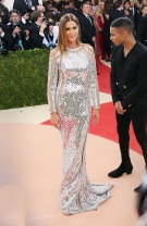 Cindy Crawford, 50 de ani