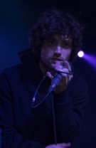 Penn Badgley și-a lansat primul album muzical