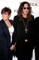 Kelly, Sharon, Ozzy şi Jack Osbourne