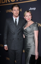 Kirsten Dunst şi Garrett Hedlund