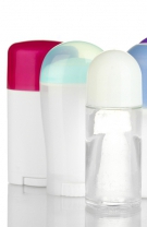 1. Nu cunoști diferența dintre deodorant și antiperspirant