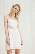 Rochie din dantelă Bershka
