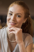 Dă din cap aprobator în timp ce vorbești