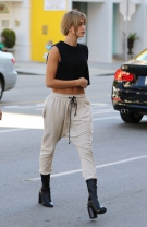 Pantalonii de trening