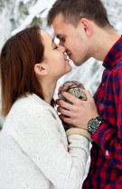 Poze în ipostaze intime