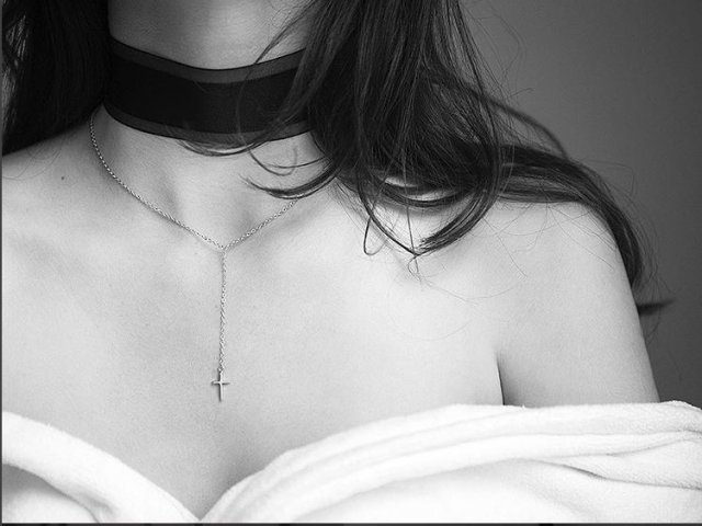 Colierele choker