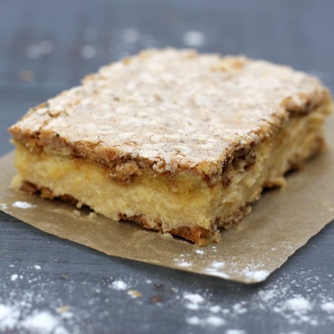 Pricomigdala cu crema de vanilie
