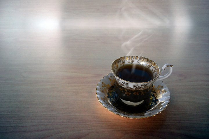 Bea ceai negru