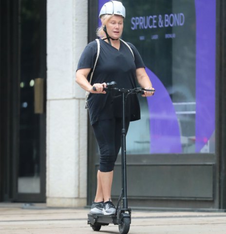 Deborra Lee iubeste sa faca sport