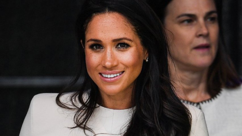 Asistenții regali au renunțat să o mai ajute pe Meghan Markle