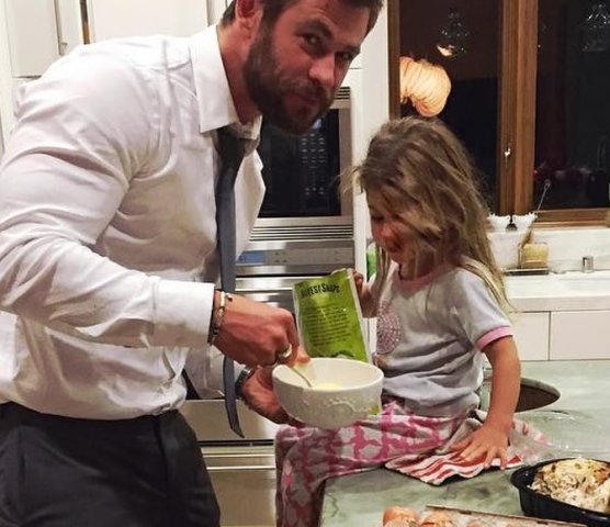 Chris Hemsworth și fiica lui, Sasha