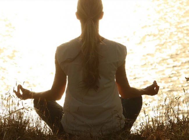 Practică meditația