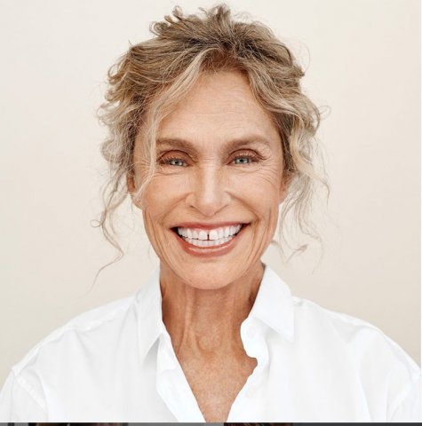 Lauren Hutton, 74