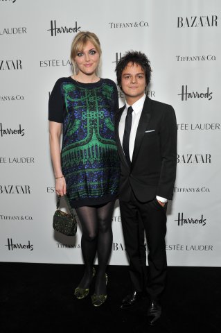 Jamie Cullum (1,64 cm) și Sophie Dahl (1,83 cm)