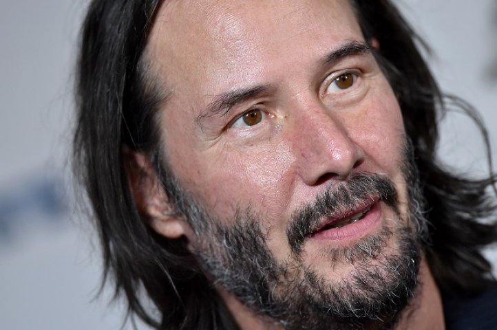 Keanu Reeves finațează spitale în secret